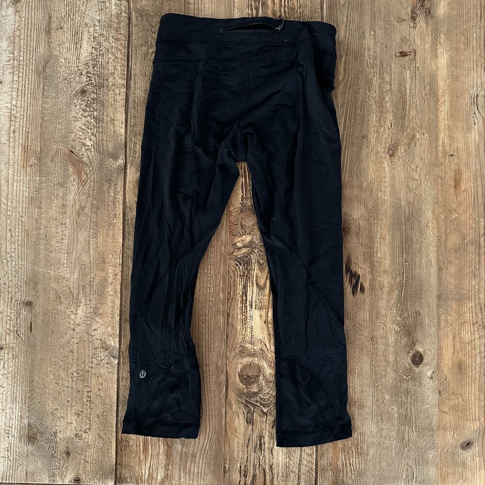 Lululemon Black Women's Capris Size 4